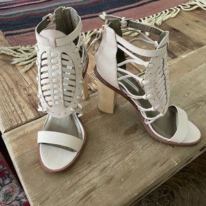 Cynthia Vincent Block Heel, Nude/Powder, Strappy, Cage Sandal-Size 7.5
